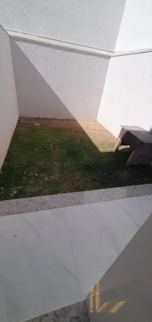 Foto 6 de Casa com 2 quartos à venda, 110m2 em São João Batista (Venda Nova), Belo Horizonte - MG