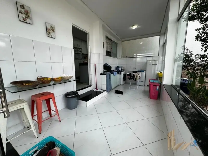 Foto 7 de Casa com 3 quartos à venda, 360m2 em Canaã, Belo Horizonte - MG