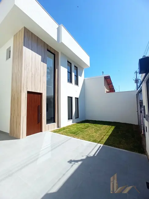 Foto 1 de Casa com 3 quartos à venda, 209m2 em Planalto, Belo Horizonte - MG