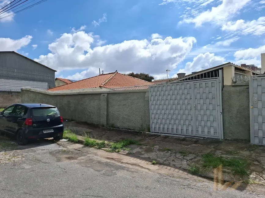 Casa com 3 quartos à venda, 360m2 em Ipiranga, Belo Horizonte - MG - imagem 5 Foto 5 de Casa com 3 quartos à venda, 360m2 em Ipiranga, Belo Horizonte - MG