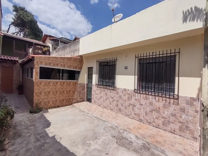 Foto 1 de Casa com 2 quartos à venda, 60m2 em Santa Mônica, Belo Horizonte - MG