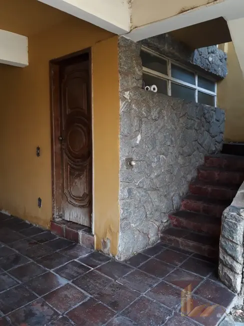 Casa com 4 quartos à venda, 350m2 em Serra, Belo Horizonte - MG - imagem 3 Foto 3 de Casa com 4 quartos à venda, 350m2 em Serra, Belo Horizonte - MG