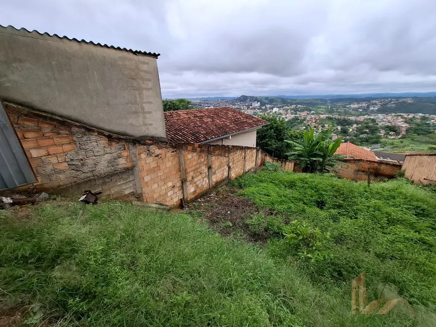 Foto 4 de Terreno / Lote à venda, 360m2 em Vespasiano - MG