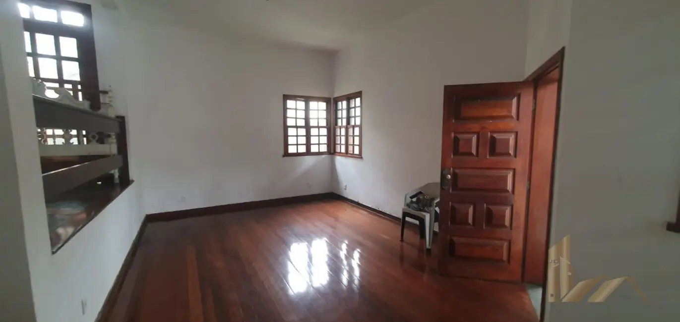 Casa com 5 quartos à venda, 371m2 em Planalto, Belo Horizonte - MG - imagem 4 Foto 4 de Casa com 5 quartos à venda, 371m2 em Planalto, Belo Horizonte - MG