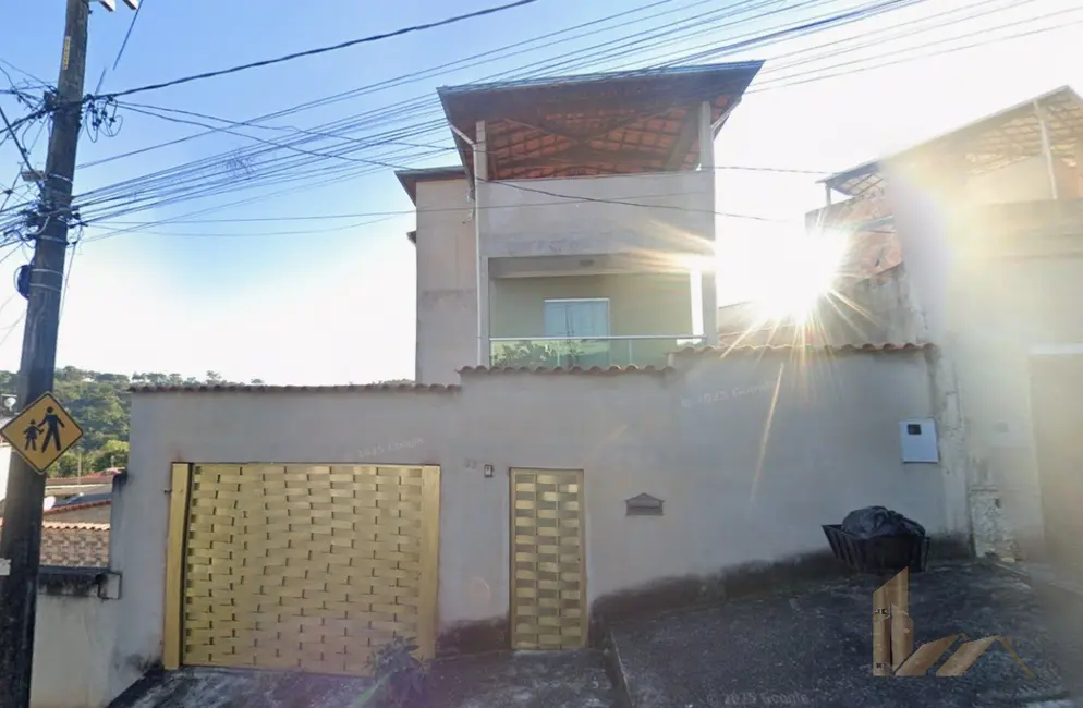 Foto 1 de Casa com 3 quartos à venda, 250m2 em Jardim Vitória, Belo Horizonte - MG