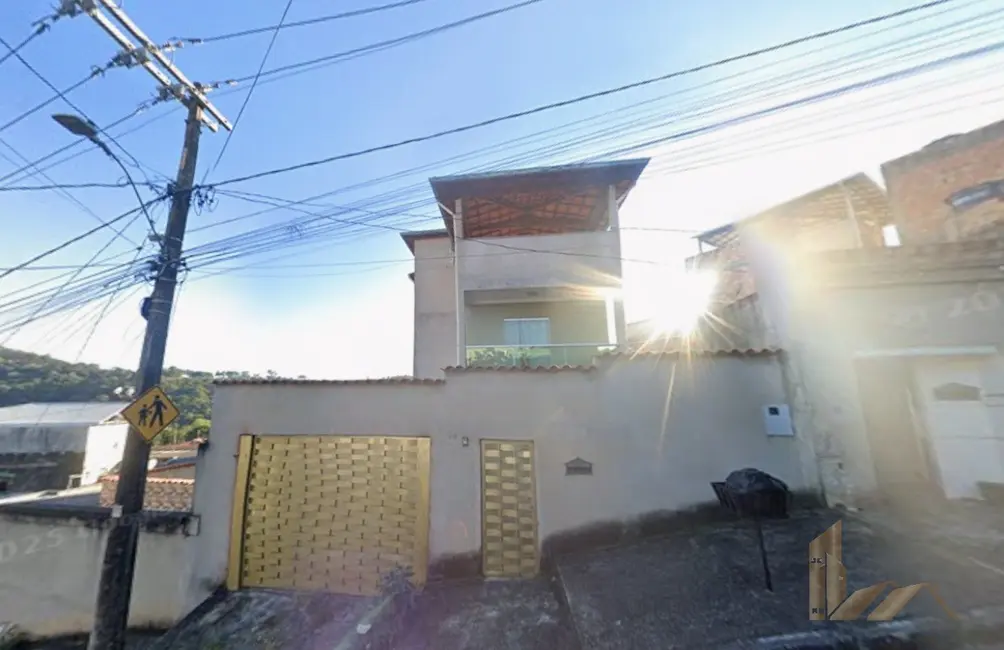 Foto 2 de Casa com 3 quartos à venda, 250m2 em Jardim Vitória, Belo Horizonte - MG