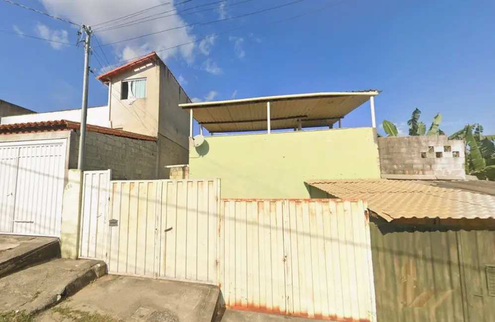 Foto 2 de Casa com 2 quartos à venda, 90m2 em Matozinhos - MG