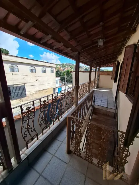 Casa com 3 quartos à venda, 410m2 em São Marcos, Belo Horizonte - MG - imagem 5 Foto 5 de Casa com 3 quartos à venda, 410m2 em São Marcos, Belo Horizonte - MG