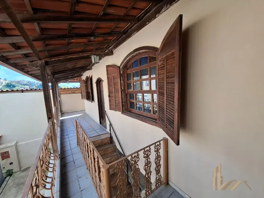 Casa com 3 quartos à venda, 410m2 em São Marcos, Belo Horizonte - MG - imagem 3 Foto 3 de Casa com 3 quartos à venda, 410m2 em São Marcos, Belo Horizonte - MG