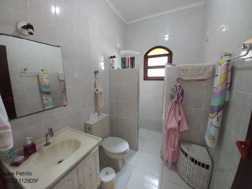 Foto 8 de Casa com 4 quartos à venda, 160m2 em Peruibe - SP