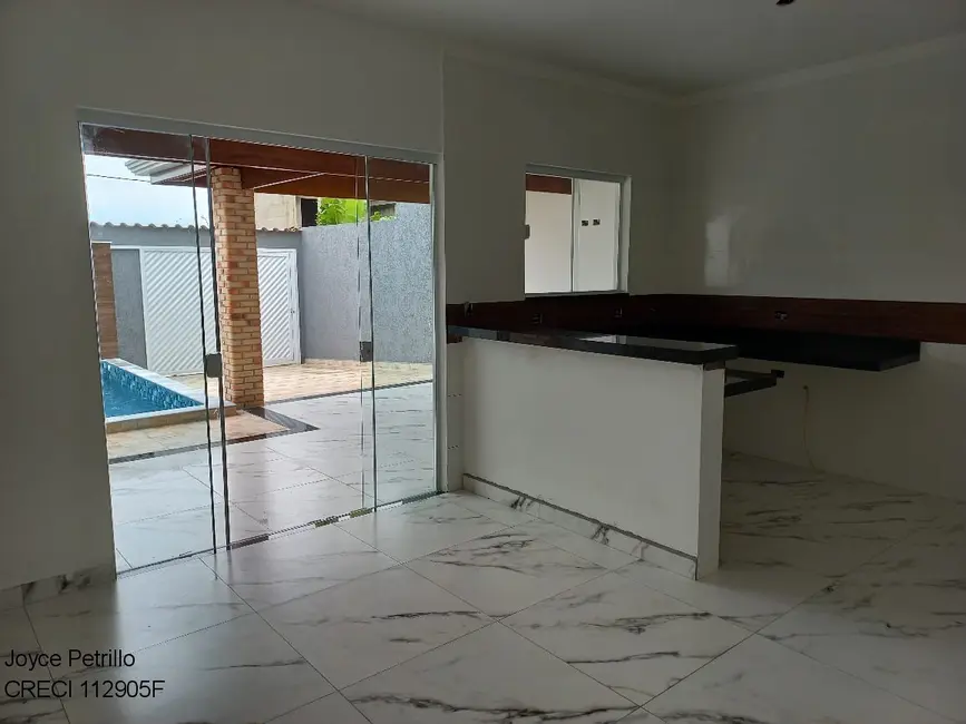 Casa com 2 quartos à venda, 62m2 em Peruibe - SP - imagem 6 Foto 6 de Casa com 2 quartos à venda, 62m2 em Peruibe - SP