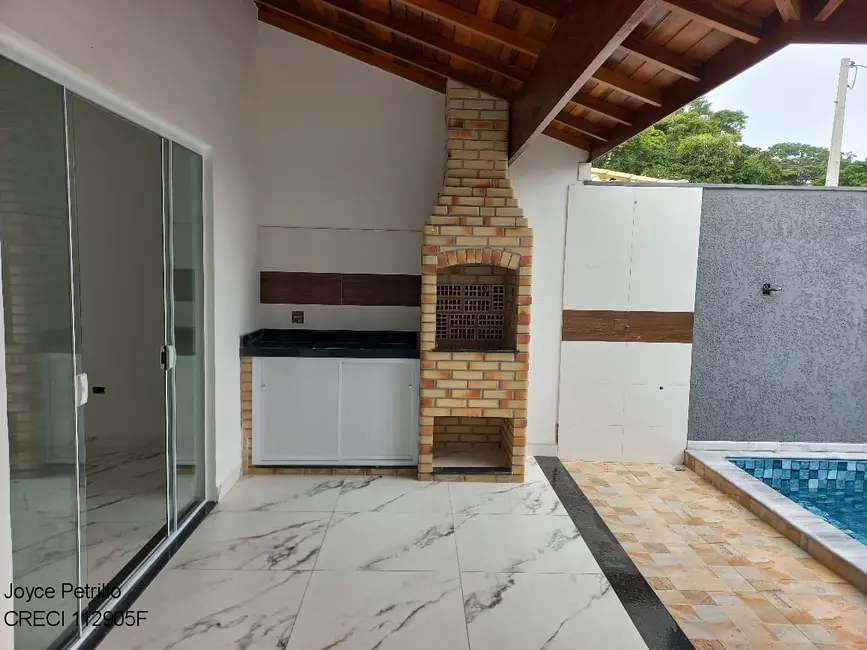 Casa com 2 quartos à venda, 62m2 em Peruibe - SP - imagem 3 Foto 3 de Casa com 2 quartos à venda, 62m2 em Peruibe - SP