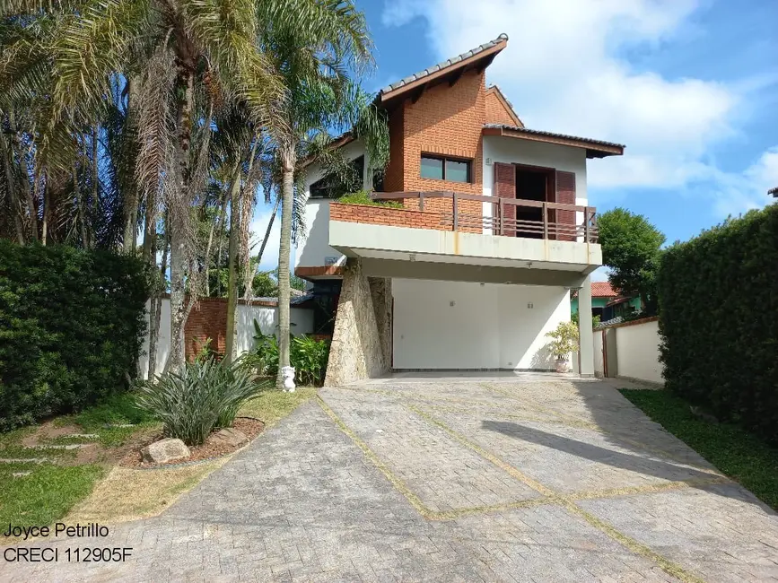 Casa com 5 quartos à venda, 350m2 em Peruibe - SP - imagem 2 Foto 2 de Casa com 5 quartos à venda, 350m2 em Peruibe - SP