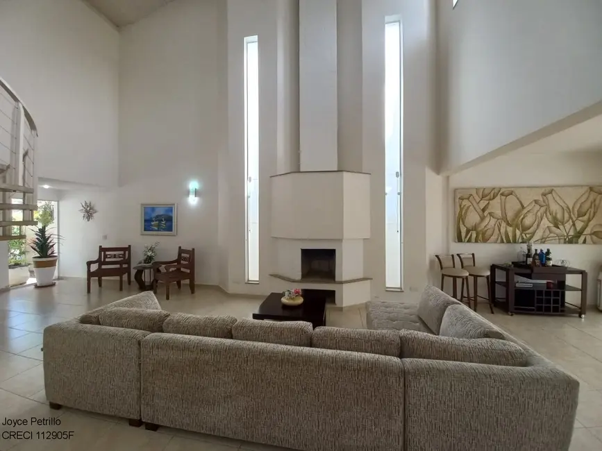 Casa de Condomínio com 4 quartos à venda e para alugar, 400m2 em Peruibe - SP - imagem 4 Foto 4 de Casa de Condomínio com 4 quartos à venda e para alugar, 400m2 em Peruibe - SP