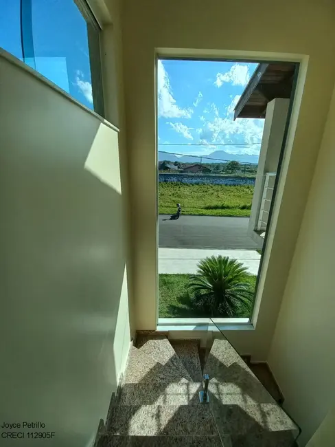 Casa de Condomínio com 4 quartos à venda, 230m2 em Peruibe - SP - imagem 9 Foto 9 de Casa de Condomínio com 4 quartos à venda, 230m2 em Peruibe - SP