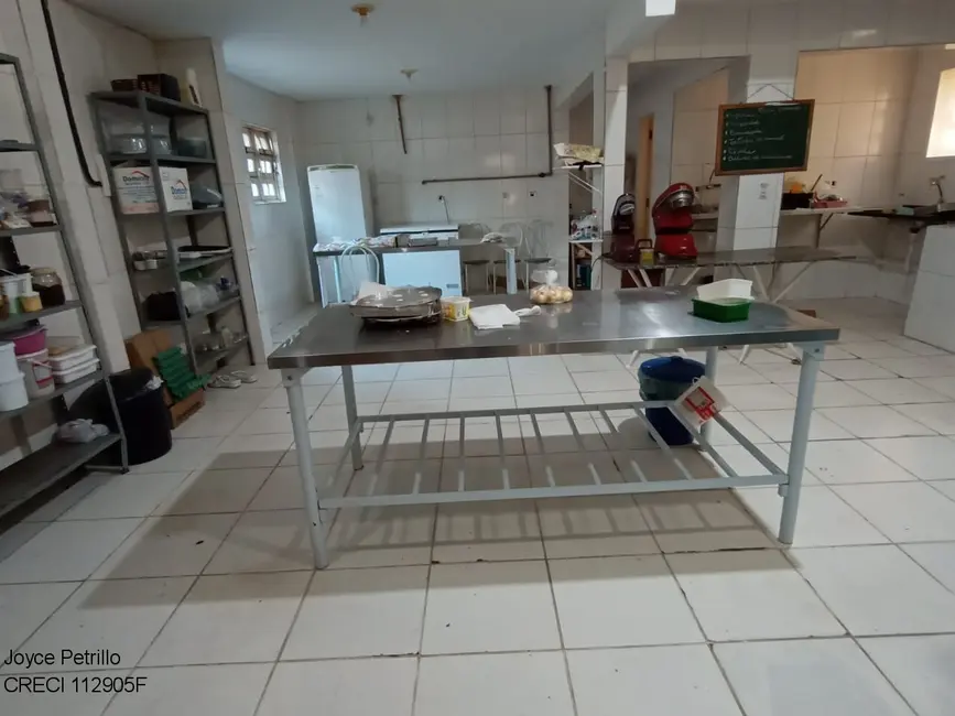 Loja à venda, 120m2 em Centro, Peruibe - SP - imagem 9 Foto 9 de Loja à venda, 120m2 em Centro, Peruibe - SP