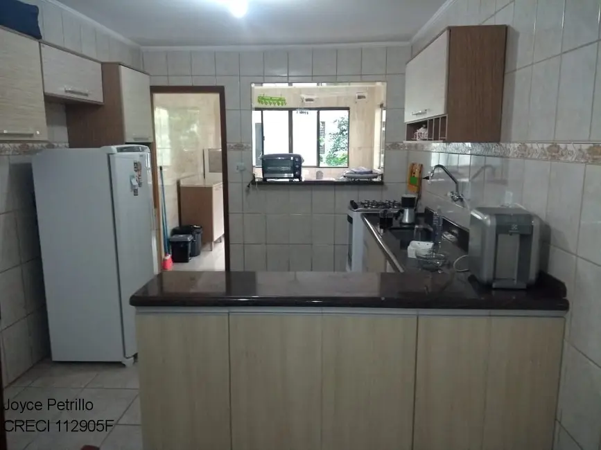 Apartamento com 3 quartos à venda, 100m2 em Centro, Peruibe - SP - imagem 8 Foto 8 de Apartamento com 3 quartos à venda, 100m2 em Centro, Peruibe - SP