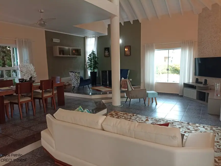 Casa de Condomínio com 5 quartos à venda, 220m2 em Peruibe - SP - imagem 4 Foto 4 de Casa de Condomínio com 5 quartos à venda, 220m2 em Peruibe - SP