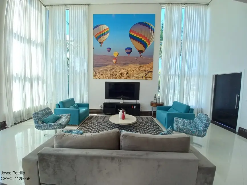 Casa com 4 quartos à venda, 330m2 em Peruibe - SP - imagem 3 Foto 3 de Casa com 4 quartos à venda, 330m2 em Peruibe - SP