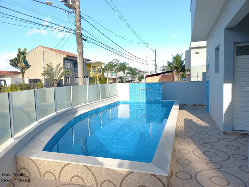 Casa com 4 quartos à venda, 140m2 em Peruibe - SP - imagem 8 Foto 8 de Casa com 4 quartos à venda, 140m2 em Peruibe - SP