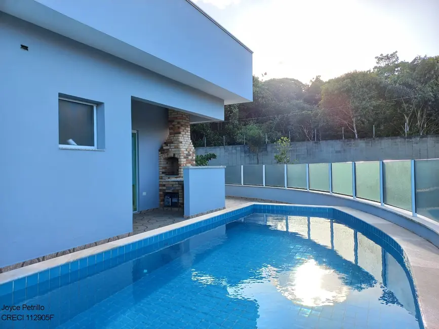 Casa com 4 quartos à venda, 140m2 em Peruibe - SP - imagem 7 Foto 7 de Casa com 4 quartos à venda, 140m2 em Peruibe - SP