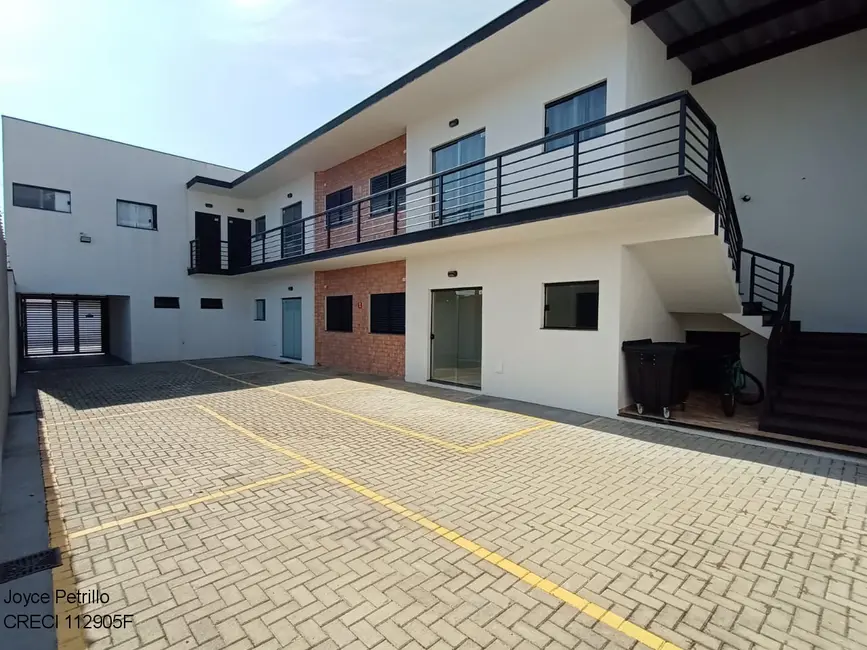 Foto 1 de Apartamento com 1 quarto para alugar, 25m2 em Peruibe - SP