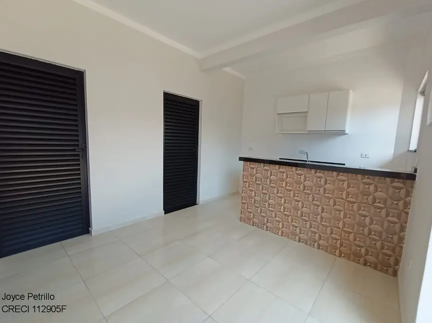 Foto 2 de Apartamento com 1 quarto para alugar, 25m2 em Peruibe - SP