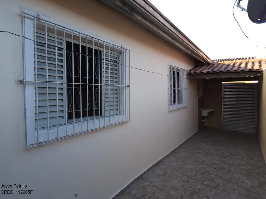 Casa com 4 quartos à venda, 186m2 em Peruibe - SP - imagem 2 Foto 2 de Casa com 4 quartos à venda, 186m2 em Peruibe - SP
