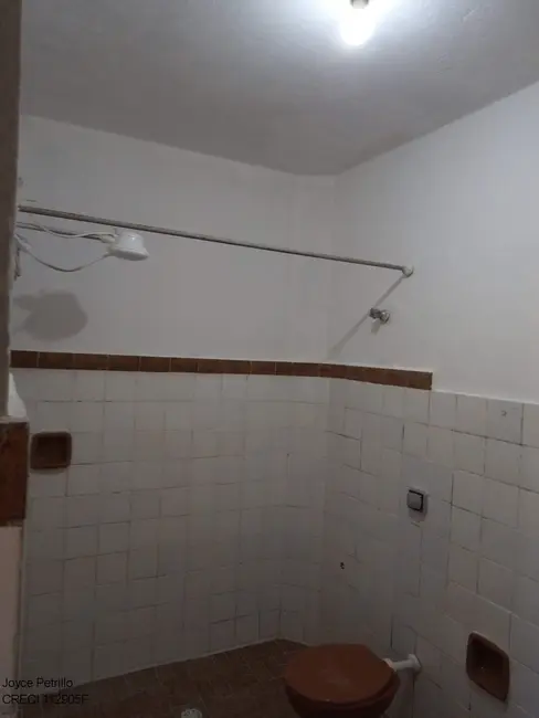 Casa com 4 quartos à venda, 186m2 em Peruibe - SP - imagem 4 Foto 4 de Casa com 4 quartos à venda, 186m2 em Peruibe - SP