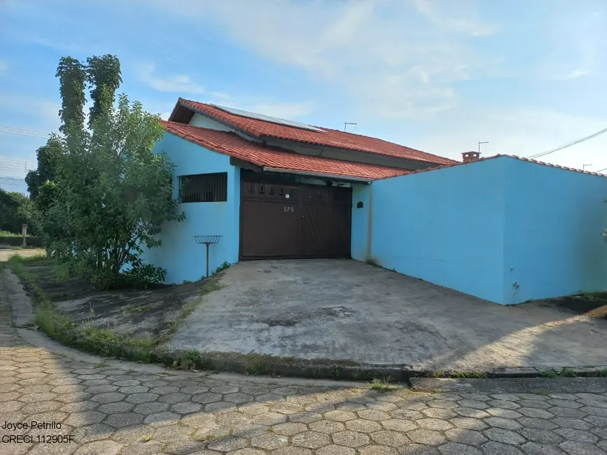 Foto 1 de Casa com 3 quartos para alugar, 150m2 em Peruibe - SP