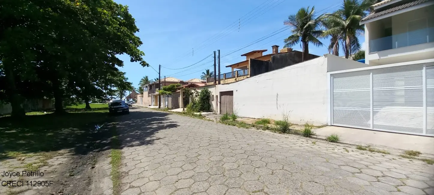 Casa com 3 quartos à venda, 199m2 em Peruibe - SP - imagem 3 Foto 3 de Casa com 3 quartos à venda, 199m2 em Peruibe - SP