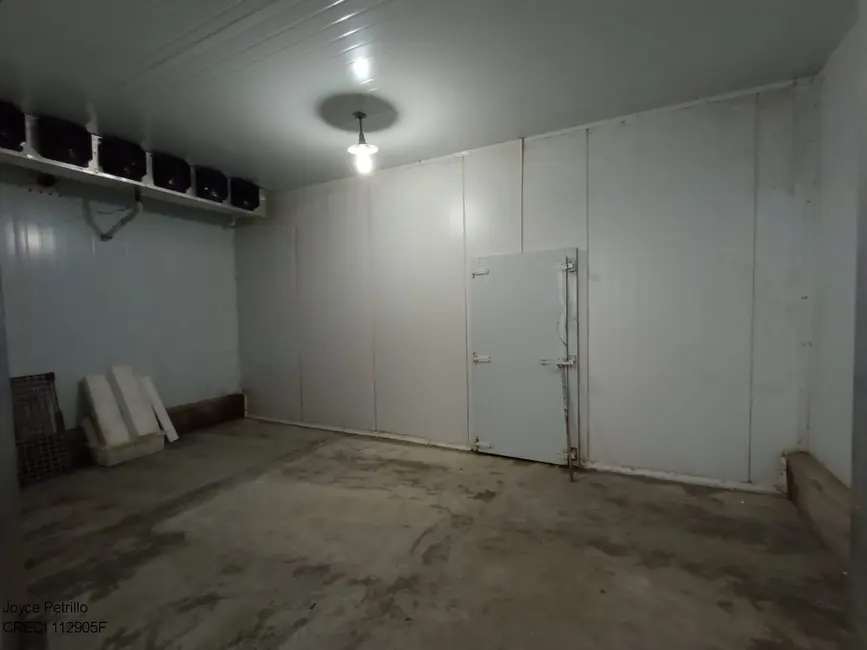 Sala Comercial à venda e para alugar, 380m2 em Centro, Peruibe - SP - imagem 6 Foto 6 de Sala Comercial à venda e para alugar, 380m2 em Centro, Peruibe - SP