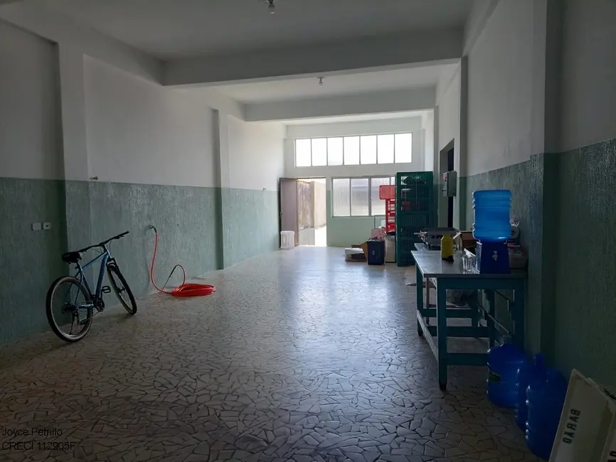 Sala Comercial à venda e para alugar, 380m2 em Centro, Peruibe - SP - imagem 4 Foto 4 de Sala Comercial à venda e para alugar, 380m2 em Centro, Peruibe - SP