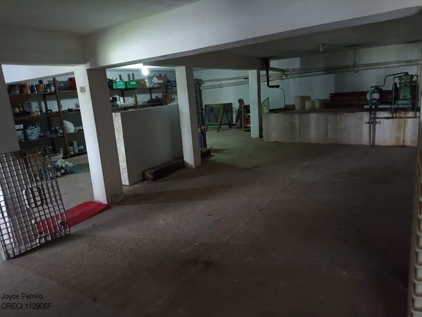 Sala Comercial à venda e para alugar, 380m2 em Centro, Peruibe - SP - imagem 8 Foto 8 de Sala Comercial à venda e para alugar, 380m2 em Centro, Peruibe - SP