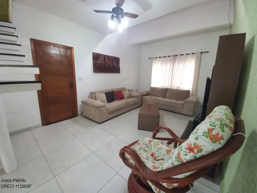 Casa com 6 quartos à venda, 260m2 em Peruibe - SP - imagem 9 Foto 9 de Casa com 6 quartos à venda, 260m2 em Peruibe - SP