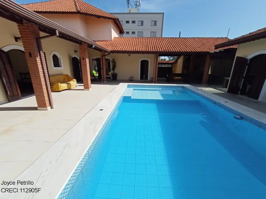 Casa com 4 quartos à venda, 300m2 em Peruibe - SP - imagem 1 Foto 1 de Casa com 4 quartos à venda, 300m2 em Peruibe - SP