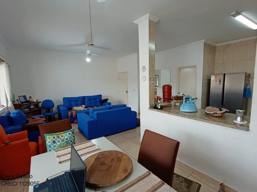 Casa com 3 quartos à venda, 157m2 em Peruibe - SP - imagem 4 Foto 4 de Casa com 3 quartos à venda, 157m2 em Peruibe - SP
