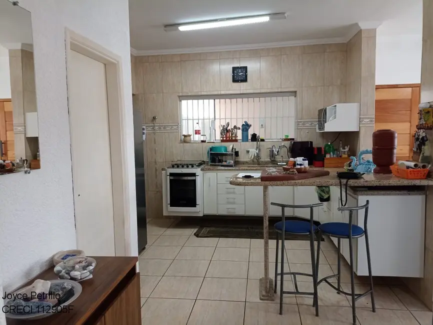 Casa com 3 quartos à venda, 157m2 em Peruibe - SP - imagem 9 Foto 9 de Casa com 3 quartos à venda, 157m2 em Peruibe - SP