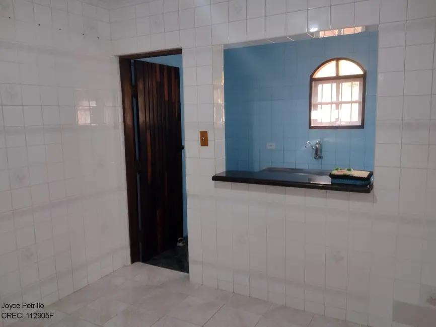 Casa com 2 quartos à venda, 260m2 em Peruibe - SP - imagem 6 Foto 6 de Casa com 2 quartos à venda, 260m2 em Peruibe - SP