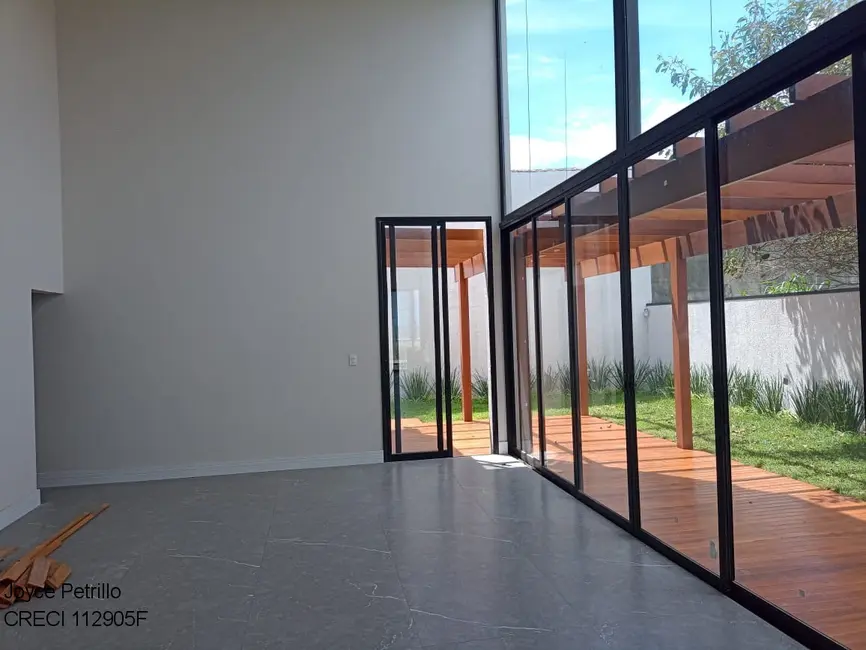 Casa com 4 quartos à venda, 160m2 em Peruibe - SP - imagem 5 Foto 5 de Casa com 4 quartos à venda, 160m2 em Peruibe - SP