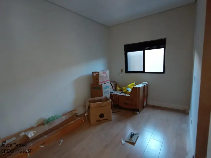 Casa com 4 quartos à venda, 180m2 em Peruibe - SP - imagem 9 Foto 9 de Casa com 4 quartos à venda, 180m2 em Peruibe - SP