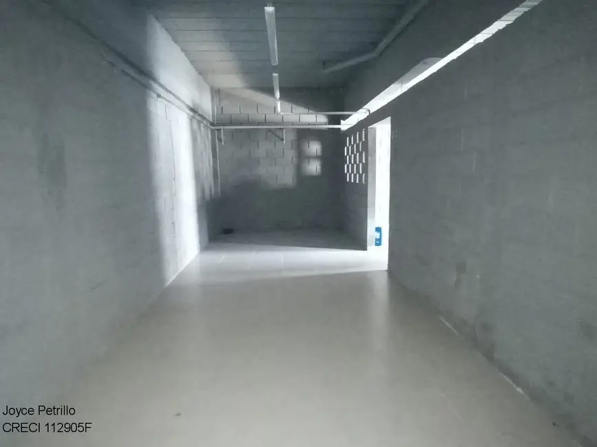 Sala Comercial à venda e para alugar, 720m2 em Centro, Peruibe - SP - imagem 5 Foto 5 de Sala Comercial à venda e para alugar, 720m2 em Centro, Peruibe - SP