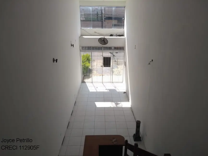 Sala Comercial para alugar, 68m2 em Centro, Peruibe - SP - imagem 9 Foto 9 de Sala Comercial para alugar, 68m2 em Centro, Peruibe - SP