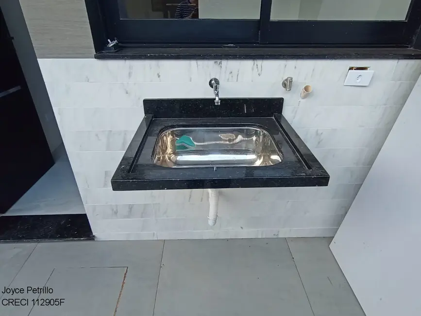 Foto 9 de Apartamento com 2 quartos para alugar, 48m2 em Peruibe - SP