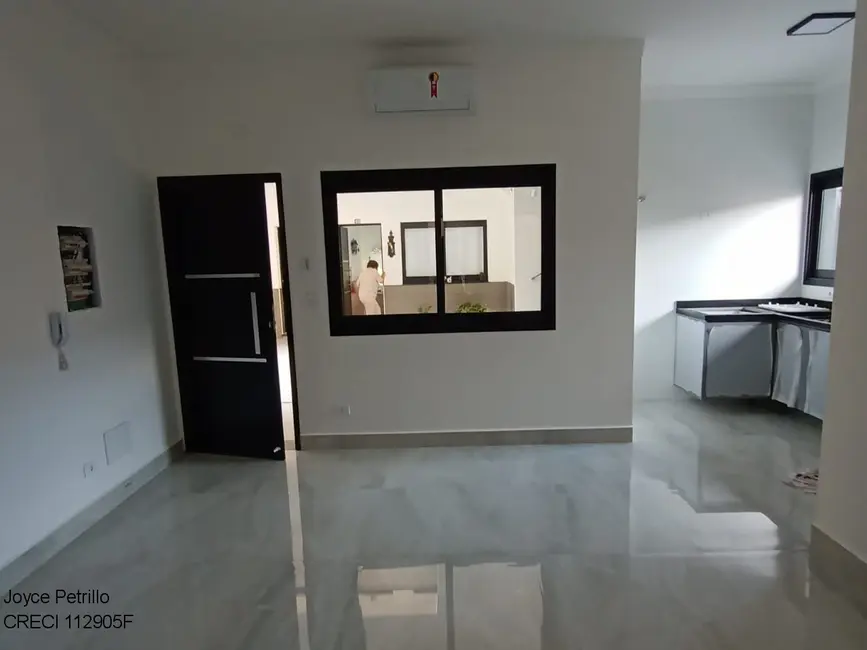 Foto 1 de Apartamento com 2 quartos para alugar, 48m2 em Peruibe - SP