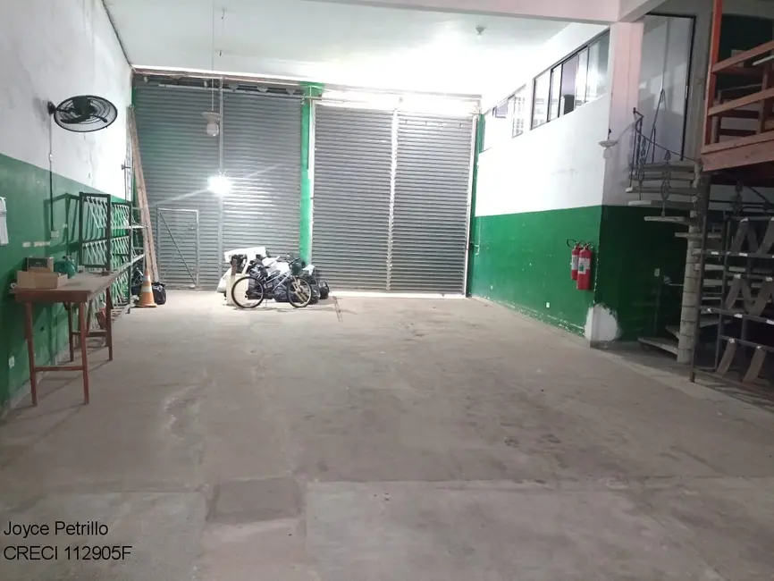 Foto 2 de Armazém / Galpão para alugar, 240m2 em Peruibe - SP