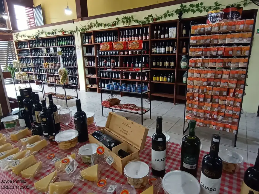 Foto 1 de Loja à venda, 380m2 em Centro, Peruibe - SP