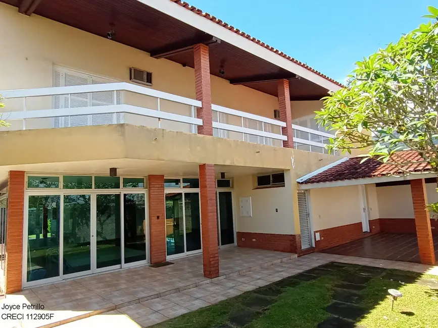Casa com 3 quartos à venda e para alugar, 425m2 em Centro, Peruibe - SP - imagem 1 Foto 1 de Casa com 3 quartos à venda e para alugar, 425m2 em Centro, Peruibe - SP