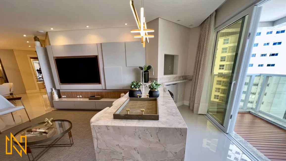 Apartamento com 3 quartos à venda, 183m2 em Pioneiros, Balneario Camboriu - SC - imagem 7 Foto 7 de Apartamento com 3 quartos à venda, 183m2 em Pioneiros, Balneario Camboriu - SC