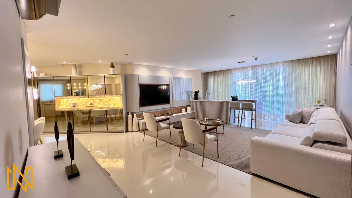 Apartamento com 3 quartos à venda, 183m2 em Pioneiros, Balneario Camboriu - SC - imagem 3 Foto 3 de Apartamento com 3 quartos à venda, 183m2 em Pioneiros, Balneario Camboriu - SC